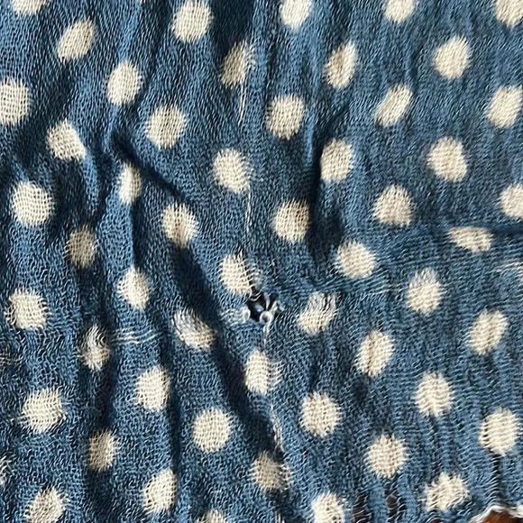 ⭐️3/$15 Polkadot Scarf - Picture 6 of 8